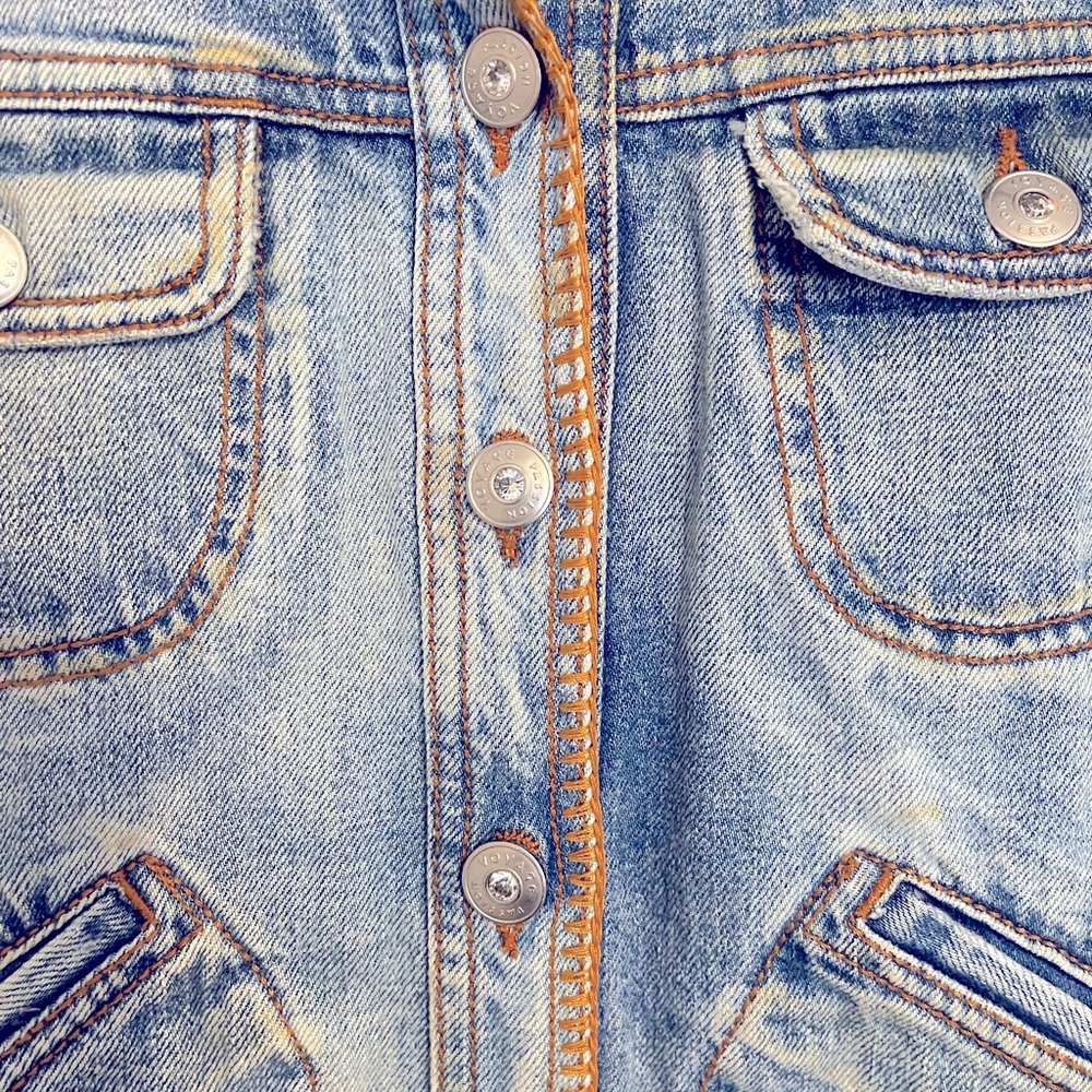 *VINTAGE* DENIM JACKET w/RHINESTONES, PATCHES & EMBROIDERY🤩 - Picture 6 of 11